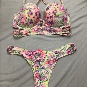 Victoria’s Secret Bikini Set